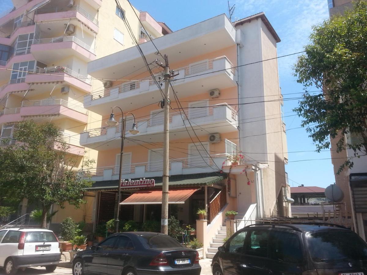 Christos Apartments Sarandë 外观 照片